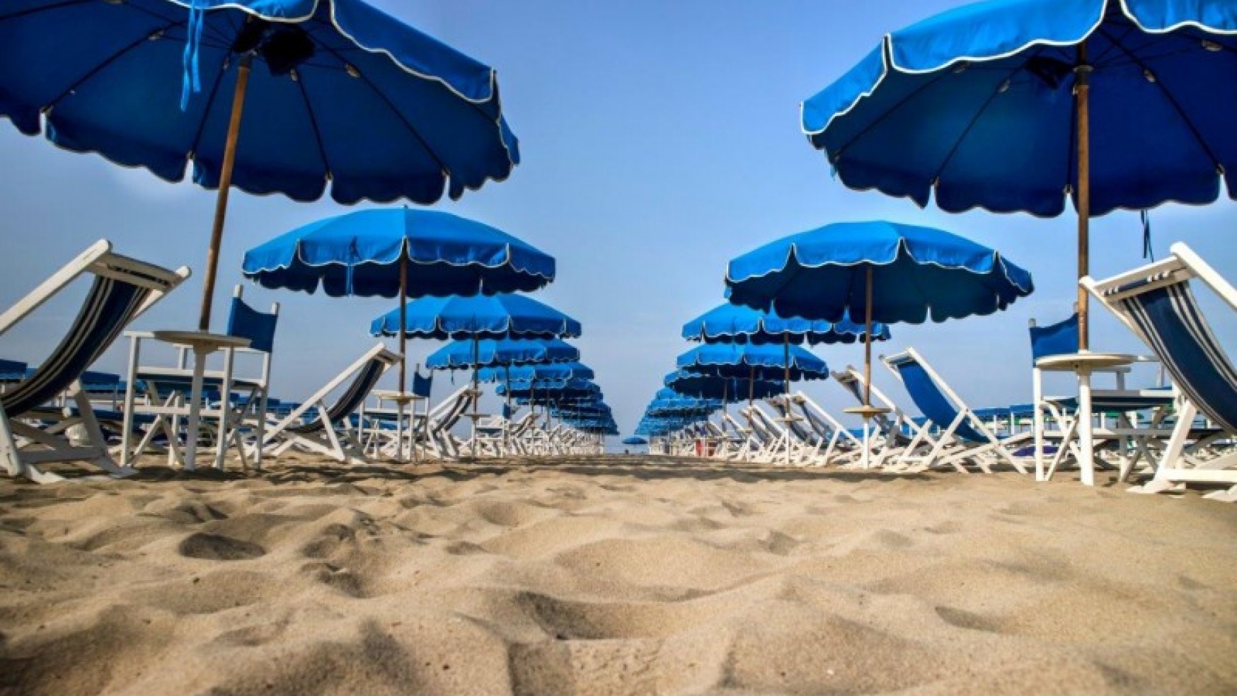 “SPIAGGE D’ORO”: 15 MILIARDI AI PRIVATI, ALLO STATO SOLO LO 0,6%