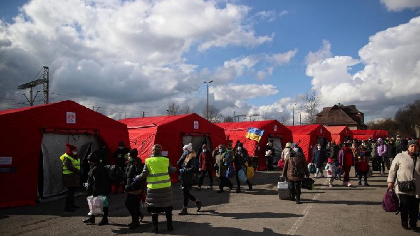 ENEL DONA GLI ALLACCI PER L’ACCOGLIENZA DEI PROFUGHI UCRAINI