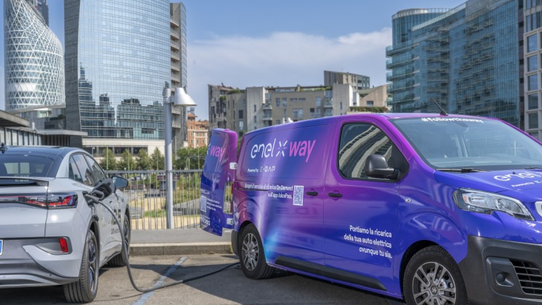 AUTOELETTRICHE: RICARICA SUL POSTO ON DEMAND, NUOVO SERVIZIO DI ENEL X WAY ED E-GAP