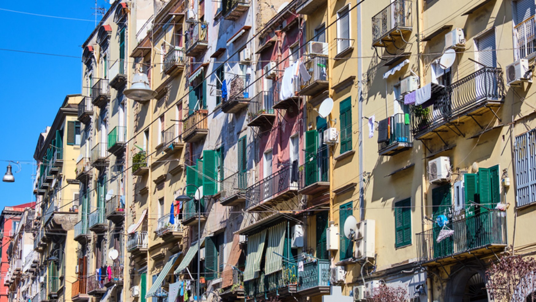 CASE IMPOPOLARI: LA PROTESTA DEGLI STUDENTI DENUNCIA L’EMERGENZA ABITATIVA