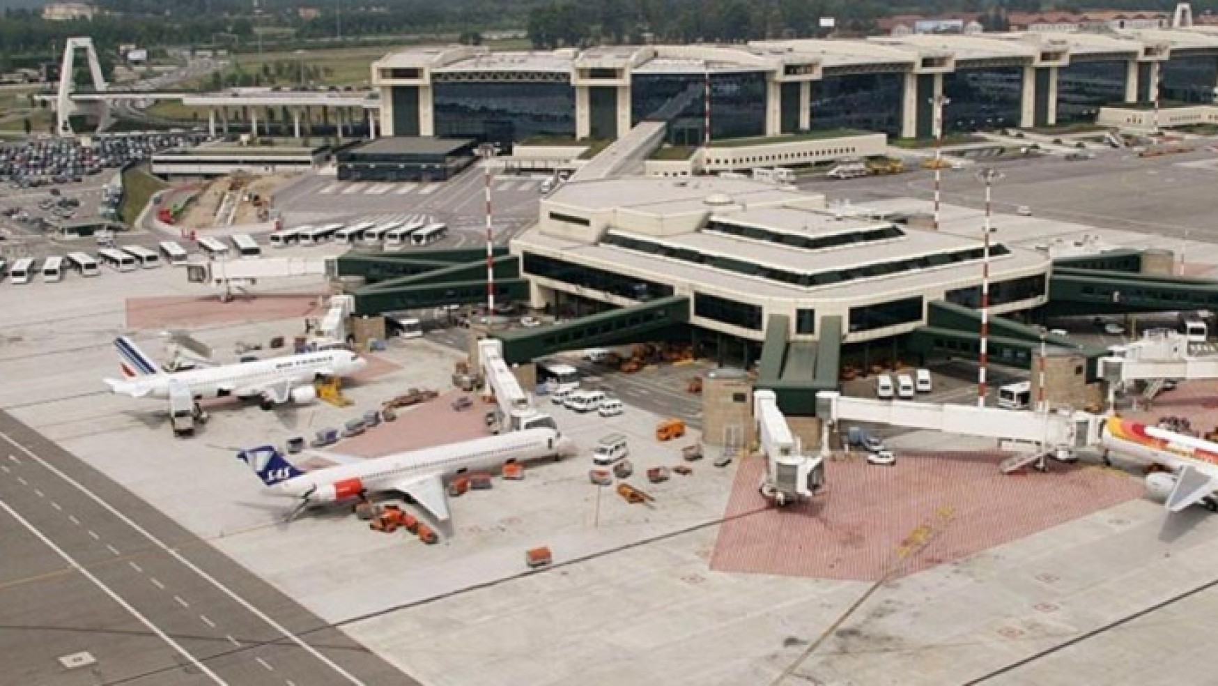 UN IMPIANTO SOLARE ENEL X PER AEROPORTI DI ROMA: RIDURRA’ DI 11MILA TONNELLATE LA CO2