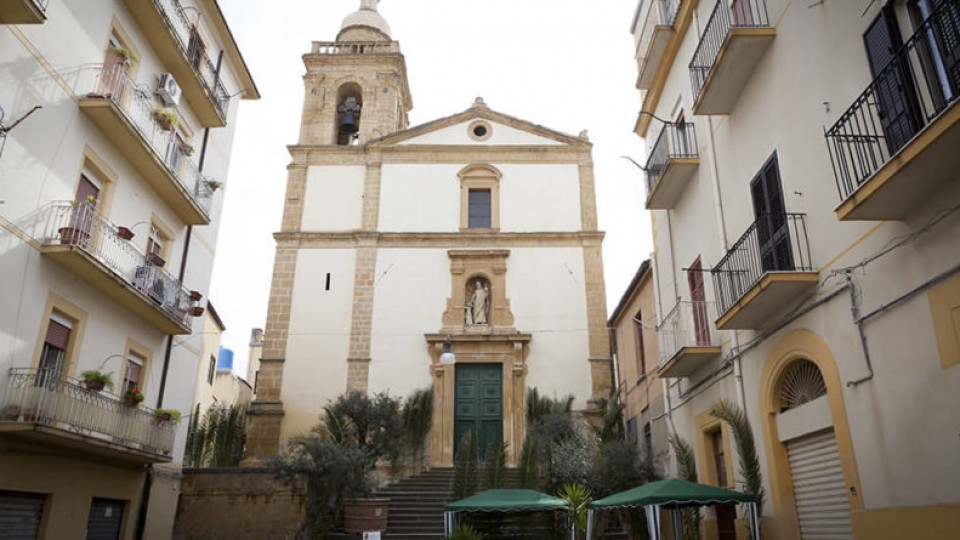 PER CHI SUONANO OGGI LE CAMPANE DELLE NOSTRE CHIESE: POLEMICHE DA NORD A SUD