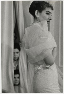Maria Callas prova abiti nell'atelier Biki, Milano, 1° maggio 1958 - Fotografia di Franco Gremignani - Publifoto Archivio Publifoto 