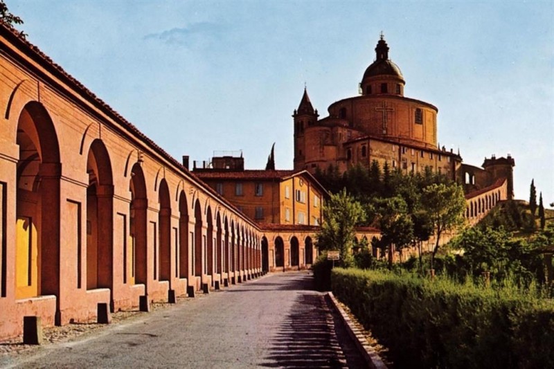 portico-san-luca-bo
