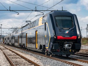 FS treno elettrico 3