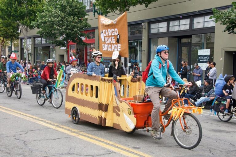 CARGO REVOLUTION: DA LONDRA A MILANO L’ESPERIMENTO DELLE BICI “ALLUNGATE” PER UNA LOGISTICA PIU’ SOSTENIBILE